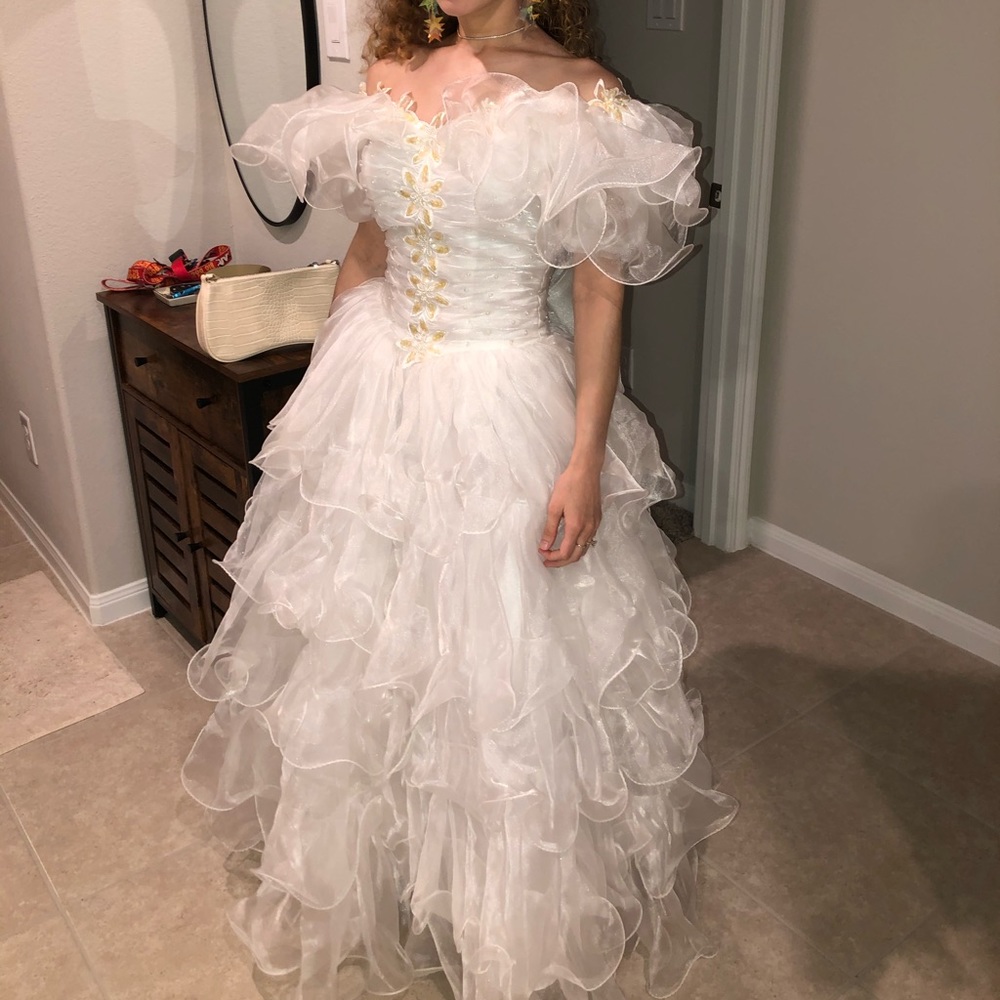 Size 2 Princess Wedding Ballgown 👑